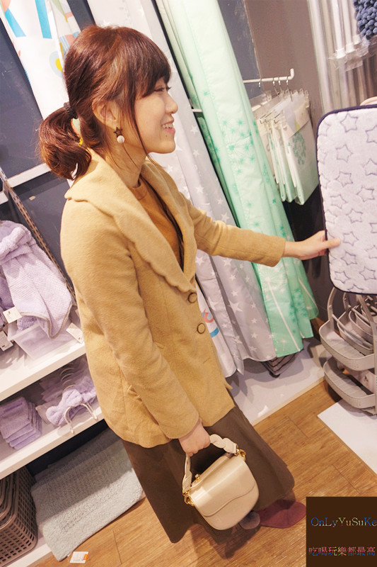 【ROBINMAY波浪旋律】輕巧如口袋餅乾般的薄身有型,超可愛波浪設計小包