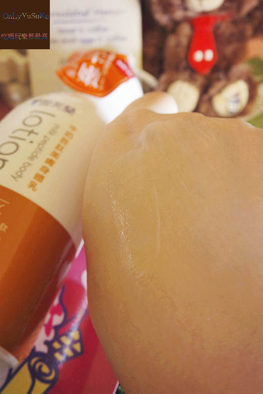 【雪芙蘭牛奶胜肽美膚身體乳】冬季必敗本土平價潤澤的乳液推薦,清爽又保濕