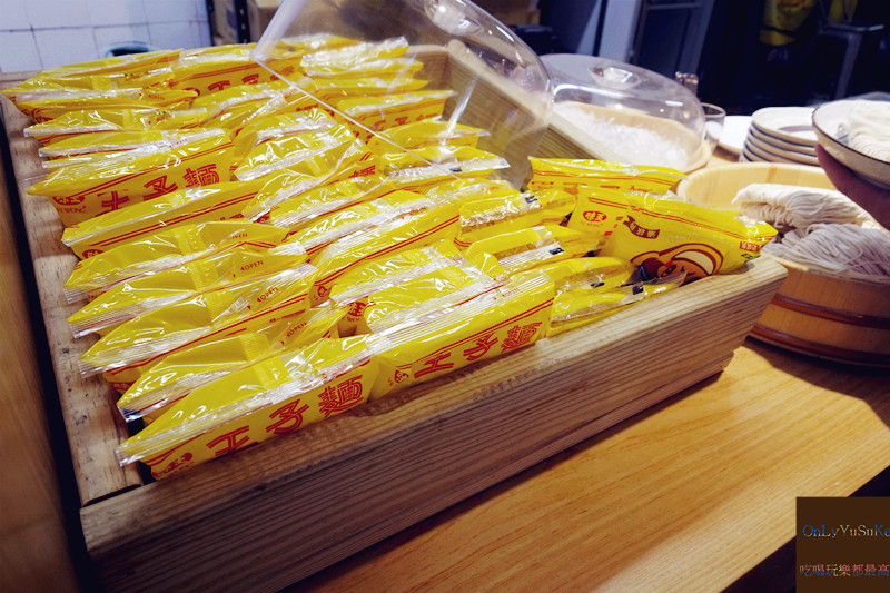 桃園火鍋【土狗樂市家樂福內壢店】自助火鍋超市,新鮮美味一把抓