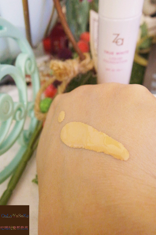 美妝分享【Za美白聚光粉底精華】創新亮白保養底妝限量送粉底刷