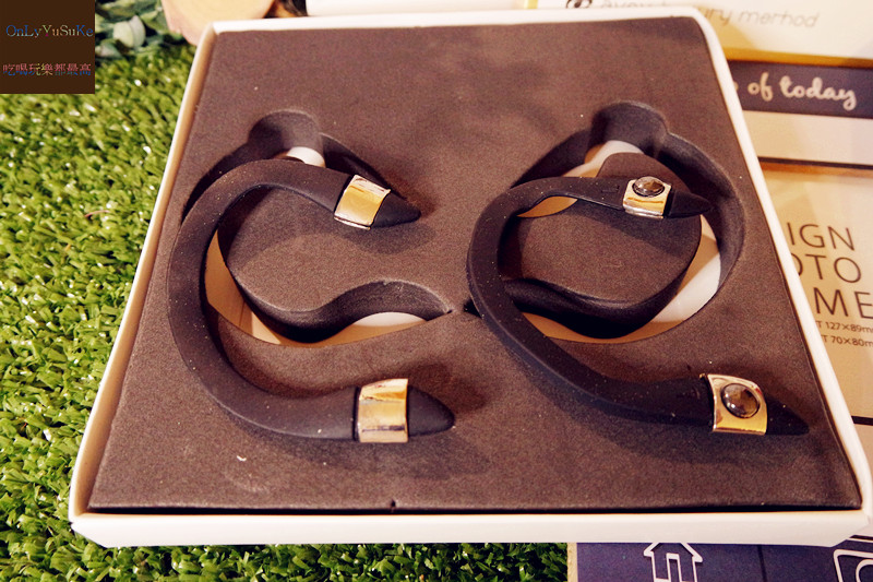 (日用品)【日本黑科技AVEX EAR-UP瘦臉美容儀】輕鬆戴上擁有夢寐以求的小臉,從此告別包子臉