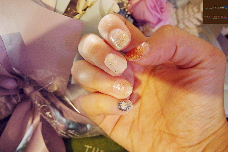 美甲【韓國VAVACOCO光感凝膠(光療)美甲貼片】隨心所欲想變就變,多種印花圖案可以選