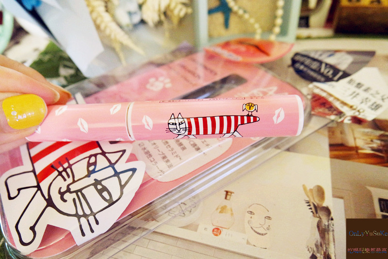 【胎盤素唇部修護精華液Mikey LISA LARSONx VP 】護唇膏,唇蜜聯名超萌