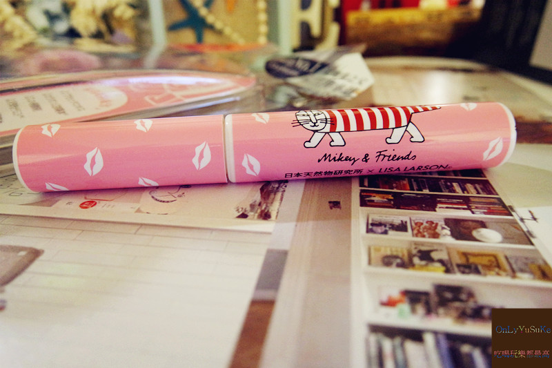 【胎盤素唇部修護精華液Mikey LISA LARSONx VP 】護唇膏,唇蜜聯名超萌