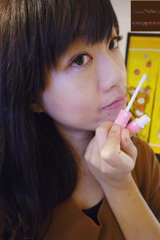 【胎盤素唇部修護精華液Mikey LISA LARSONx VP 】護唇膏,唇蜜聯名超萌