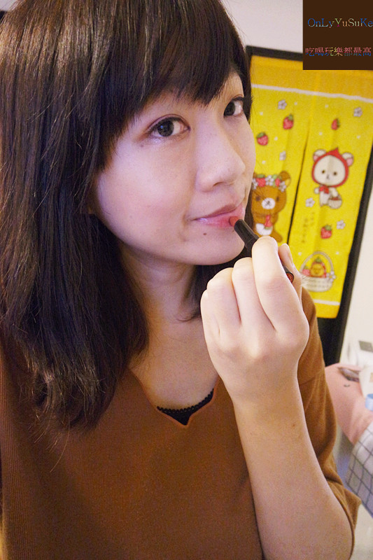 【胎盤素唇部修護精華液Mikey LISA LARSONx VP 】護唇膏,唇蜜聯名超萌