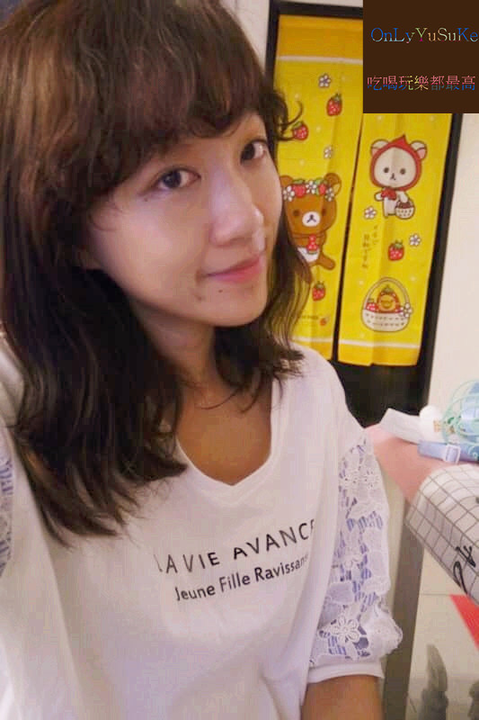 美妝分享【AGE20' s 瓷透肌聚焦爆水粉餅】韓國最新爆水精華液粉餅,修飾膚色再加遮瑕光澤一次給你