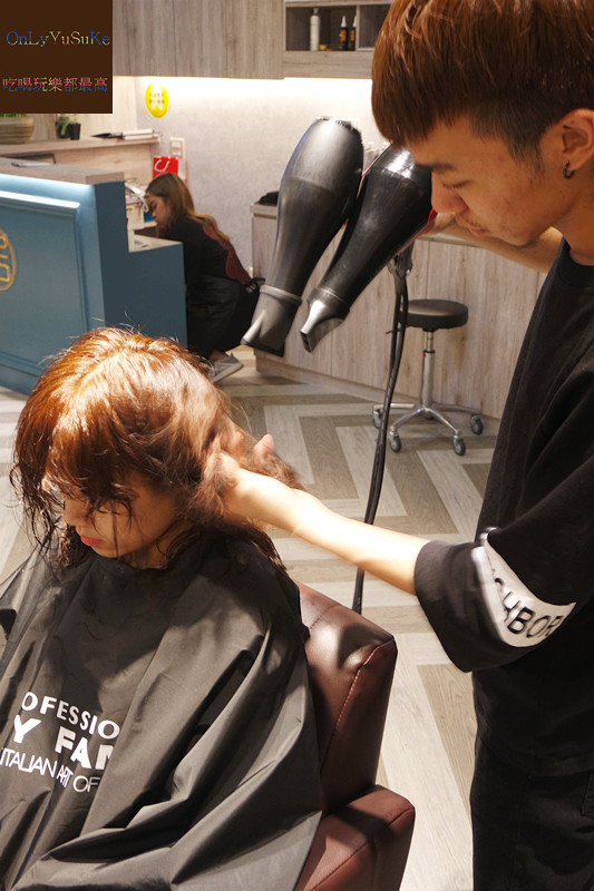 中和美髮推薦【居 household hair salon】染個新髮色迎接下個月生日,就是要美美度過