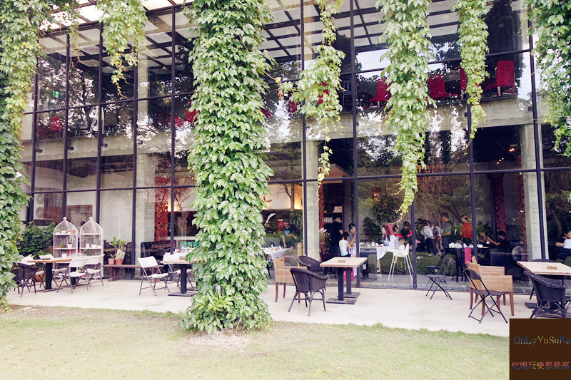 新月梧桐三義店