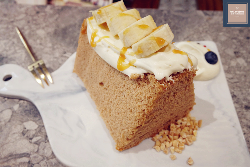 搭配香蕉水果吃起來風味更獨特!口感很滿足的多重味道