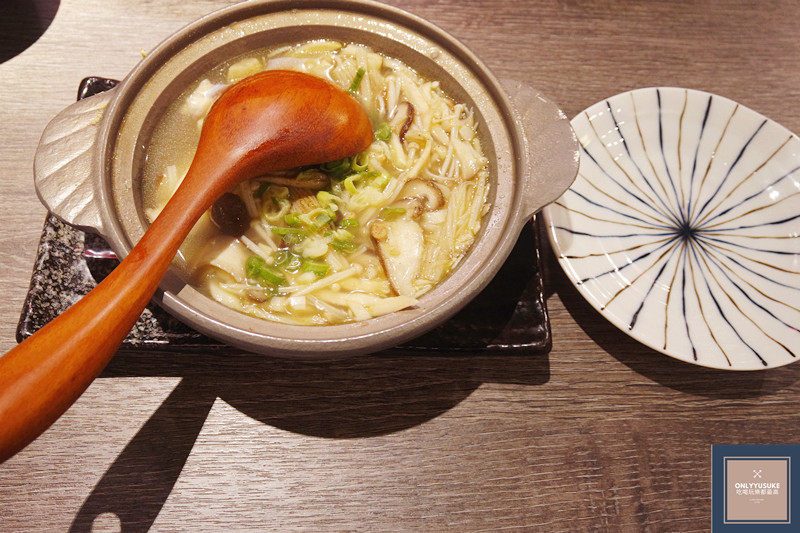 FoOd桃園日式料理【大河屋燒肉丼串燒 ,中壢大潤發店】多種類酒食串燒,飽足美味日式丼飯