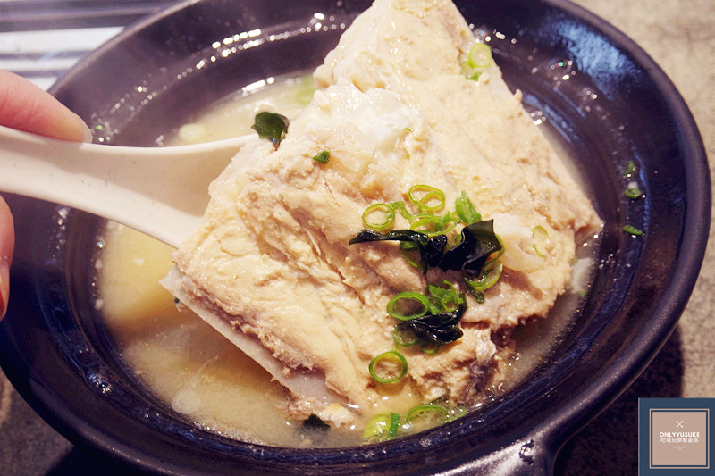 FoOd台中日式料理【倚樂屋】超澎湃魚肉味噌湯就在這,握壽司丼飯日式料理推薦,定食