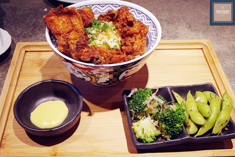 FoOd台中日式料理【倚樂屋】超澎湃魚肉味噌湯就在這,握壽司丼飯日式料理推薦,定食