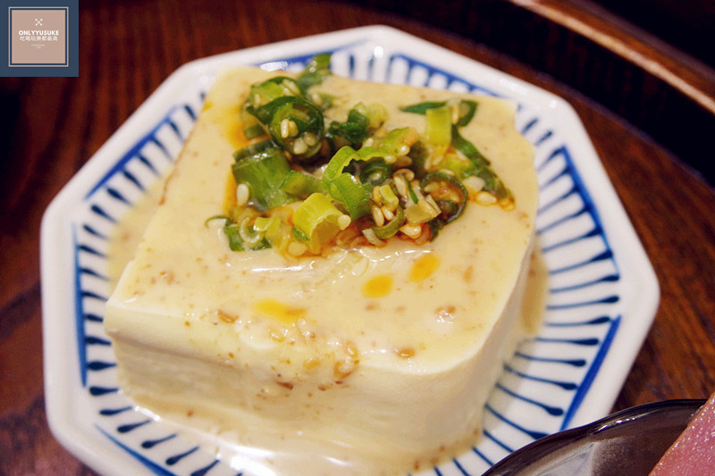 FoOd台中咖哩飯【百福咖哩】文青風的美味咖哩,必吃日式炸竹輪,咖哩飯推薦,定食,想吃家常咖哩這邊請