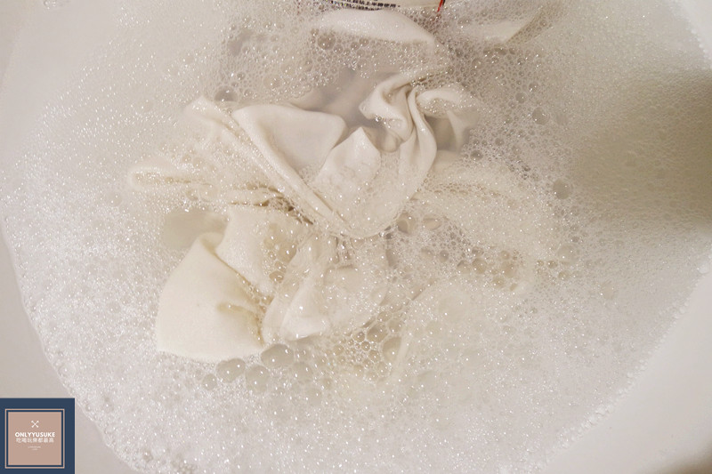 洗衣推薦【白蘭4X酵素極淨洗衣球】一用就愛上洗衣神器,淨白除臭,除菌除螨一顆就夠