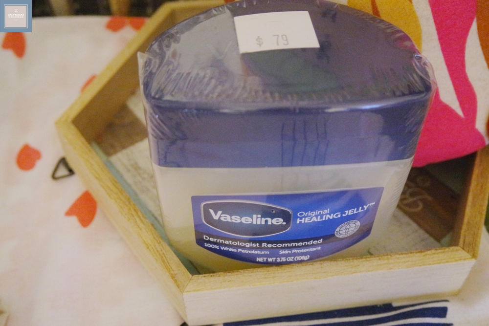 (保養分享)推薦眼皮脫皮【眼皮腫起來交給凡士林 】表姊親授保養祕訣,天氣冷,眼皮癢,肌膚乾燥