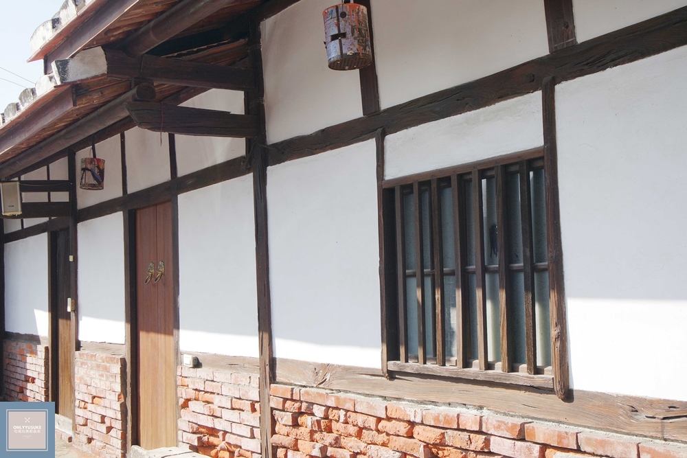 國內旅遊台南後壁區【無米樂菁寮老街】偶像劇俗女養成記拍攝景點,很有復古感的嫁妝街