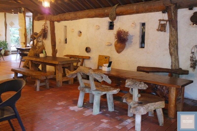 花露農場的雨林部落區