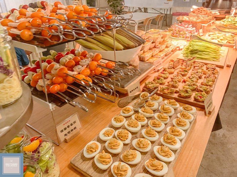 蝶舞澗熱帶溫室餐廳的自助餐都吃得到美濃在地特色食材料理