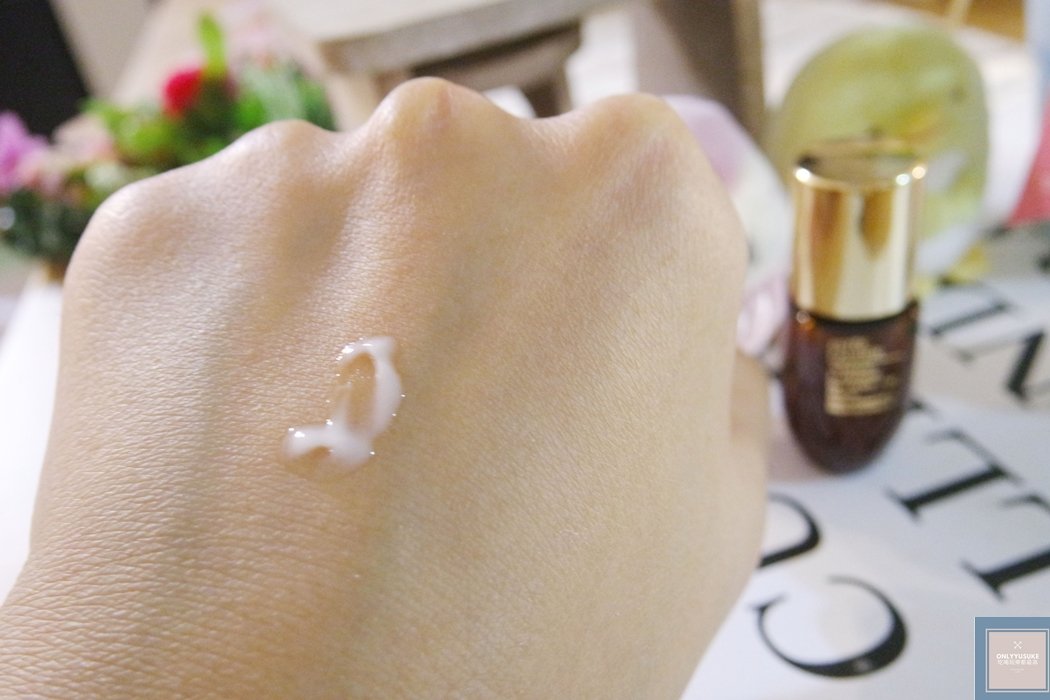 雅詩蘭黛特潤冰導緊緻眼部精華