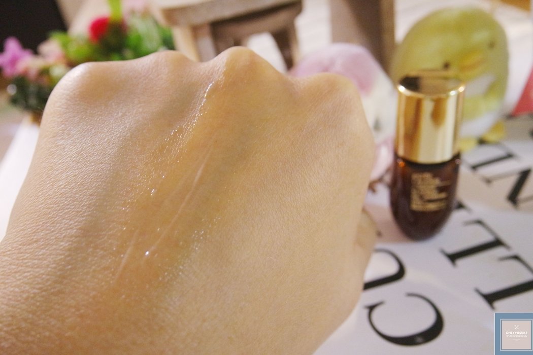 雅詩蘭黛特潤冰導緊緻眼部精華