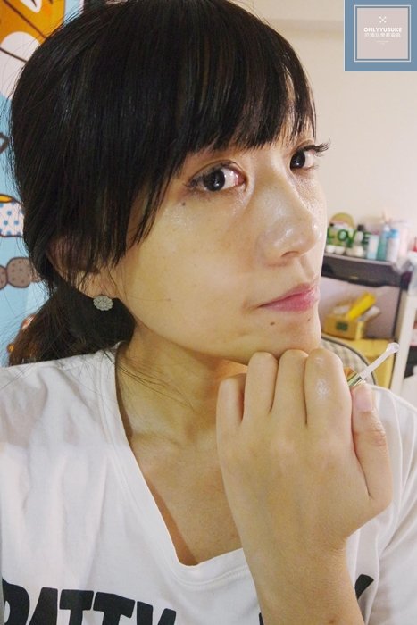 雅詩蘭黛特潤冰導緊緻眼部精華