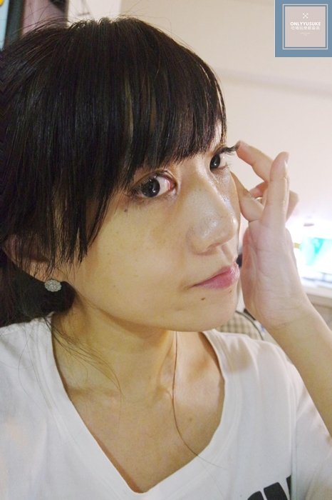 雅詩蘭黛特潤冰導緊緻眼部精華