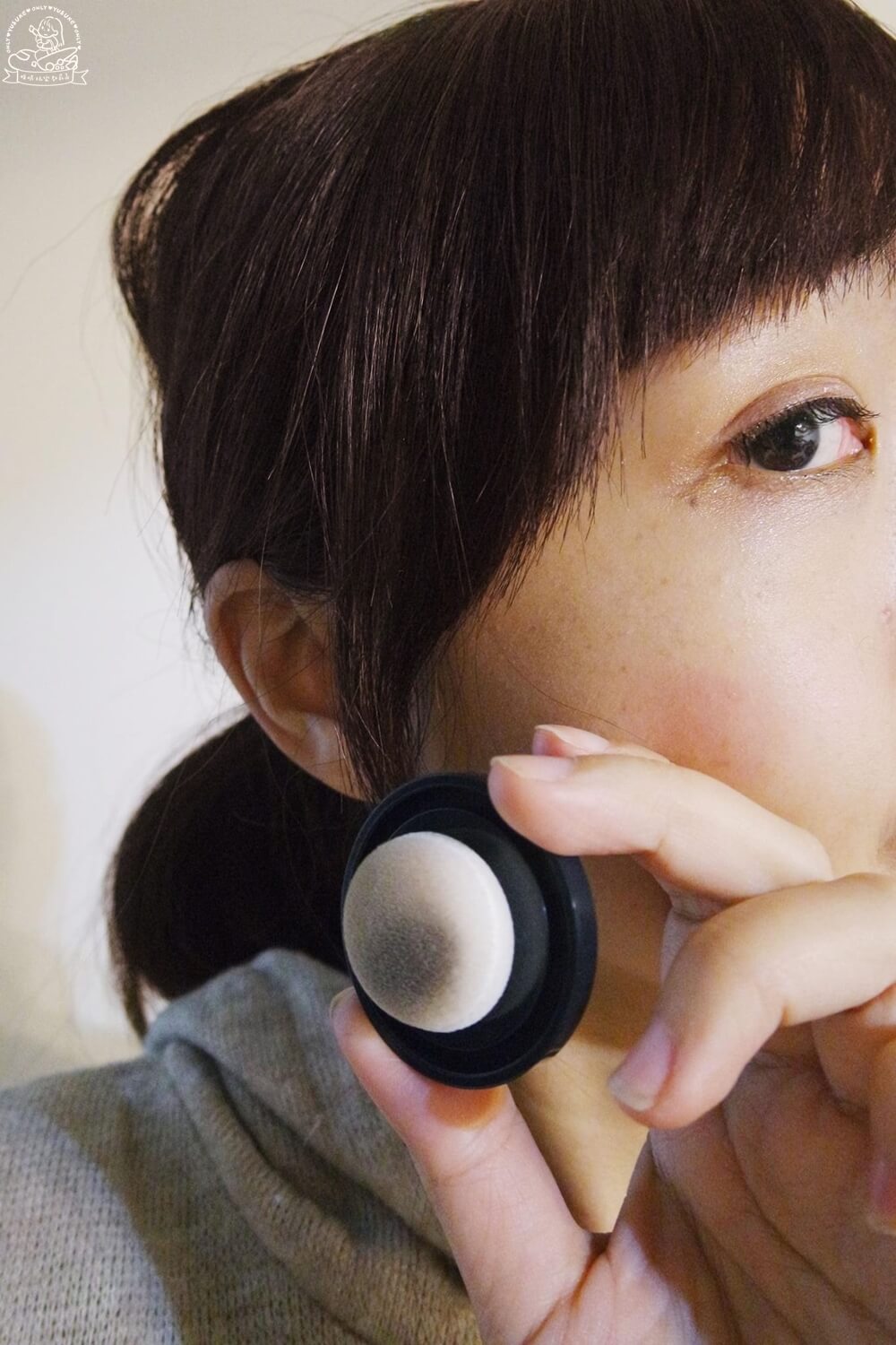 fujiko修容拍拍粉使用方式
