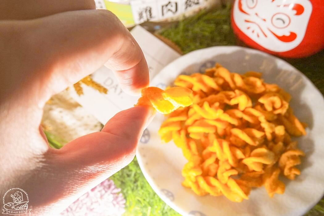 可樂果米穀酥雞肉飯