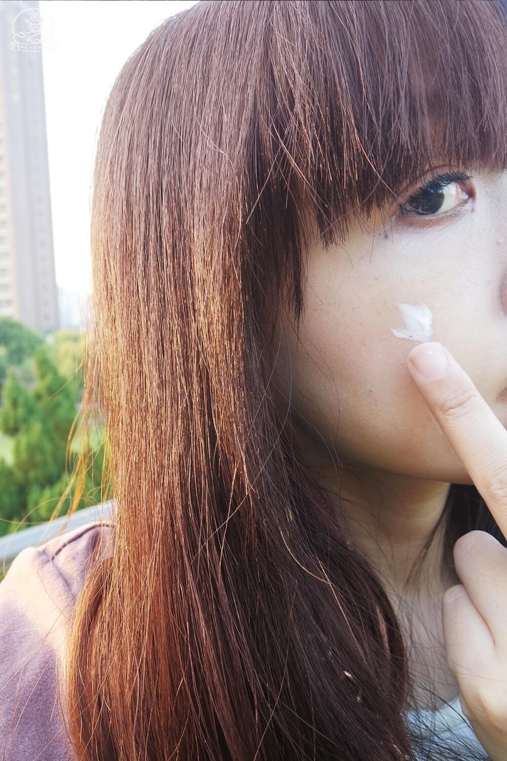 金鑽水透妍妝前乳 N 評價