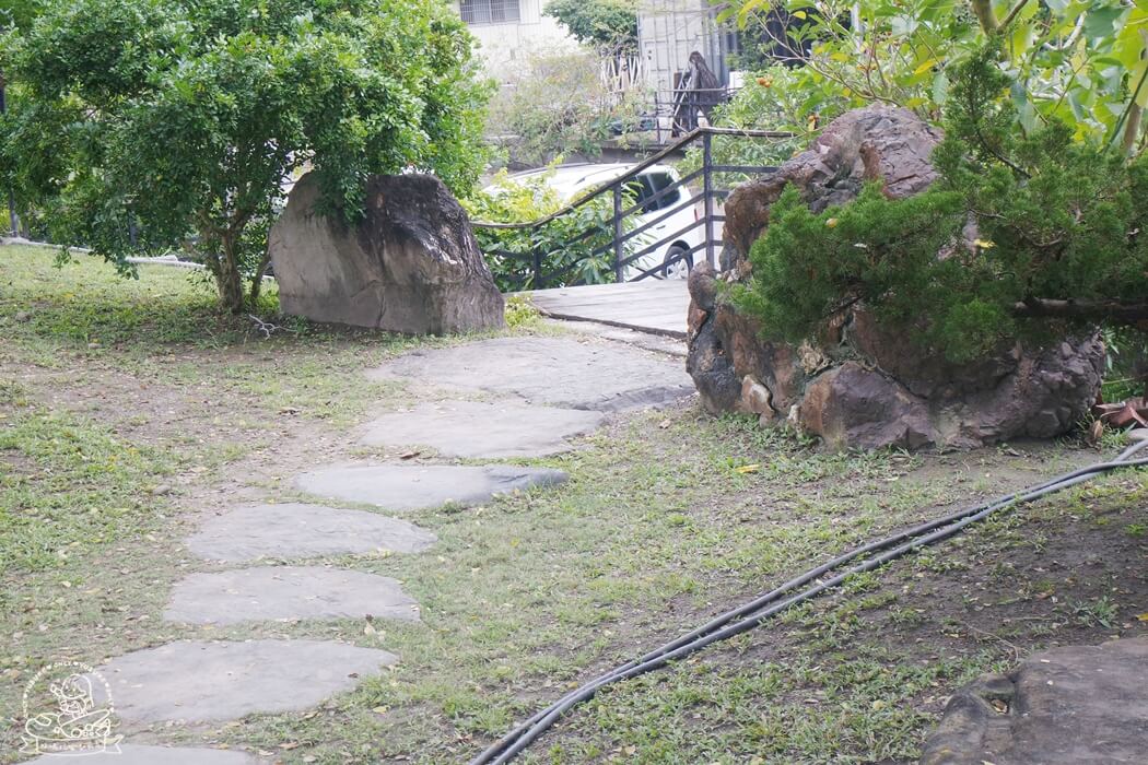 木鋤造樸咖啡餐廳環境