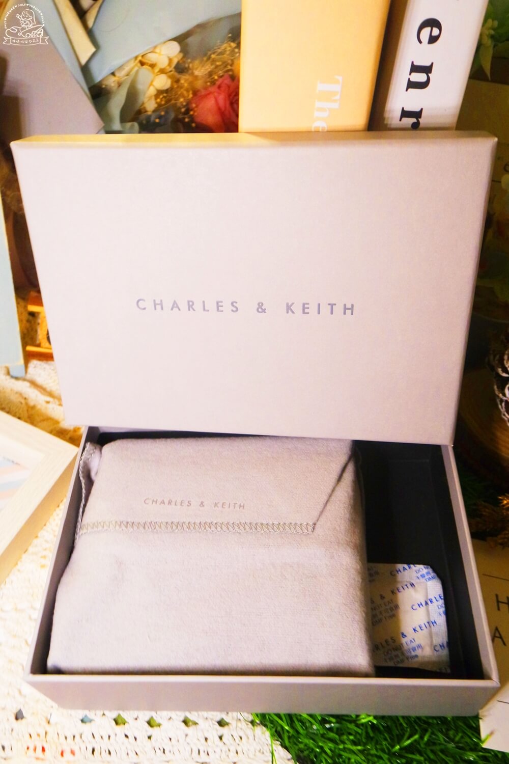 CHARLES & KEITH開箱