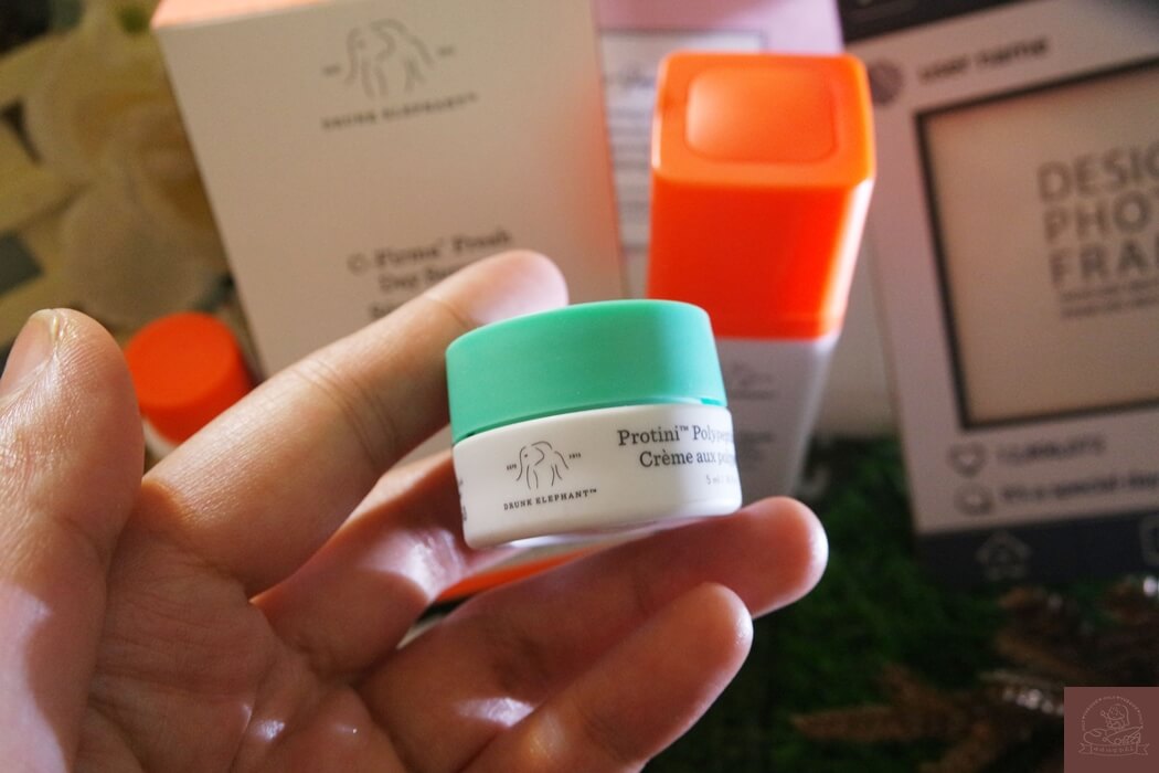 醉象多胜肽緊緻抗老霜是日夜都能使用