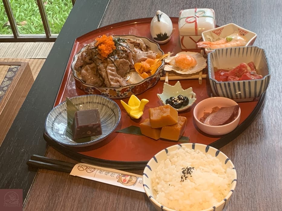 鳥居喫茶食堂餐點