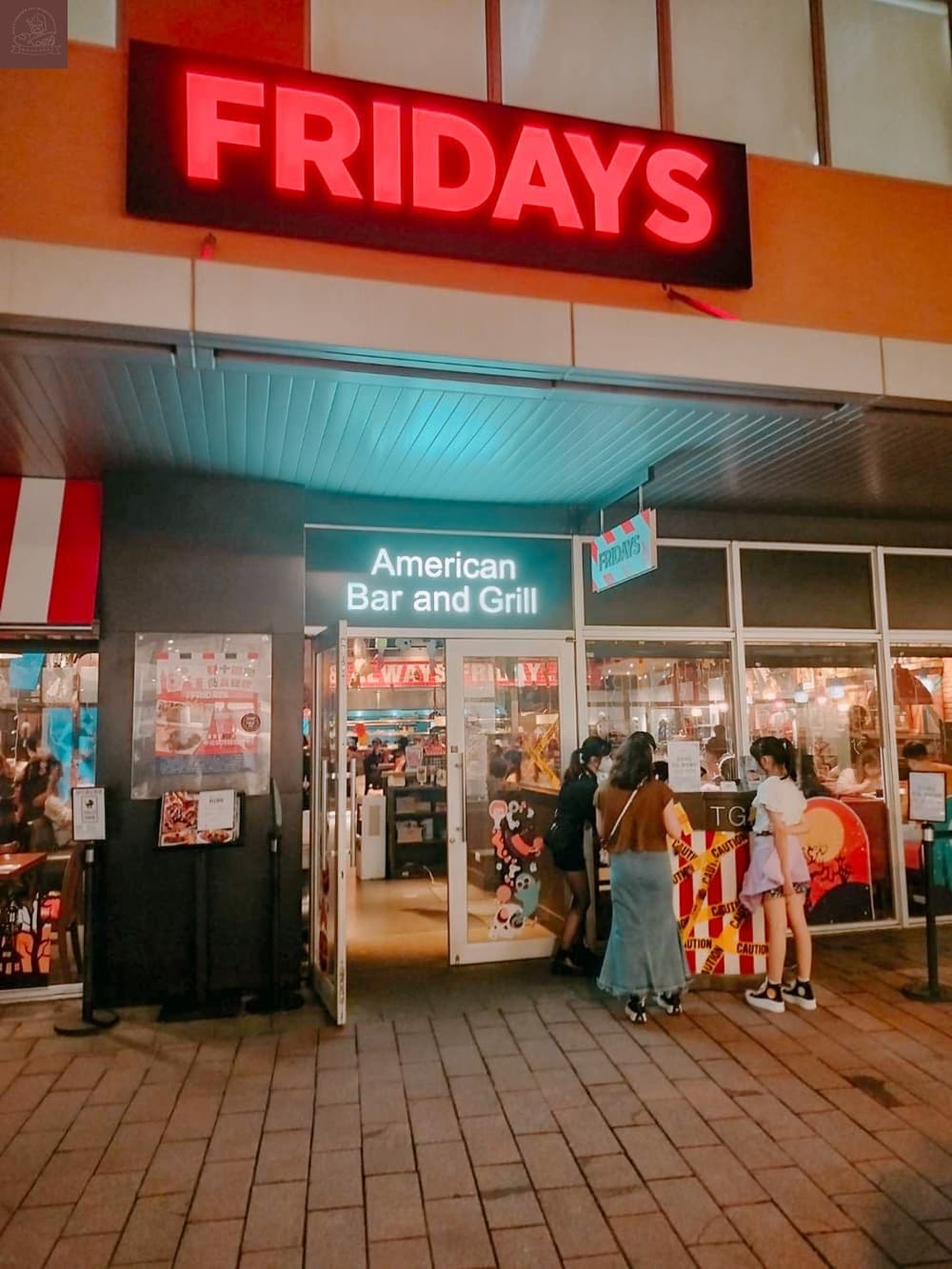 桃園美式餐廳FRIDAYS