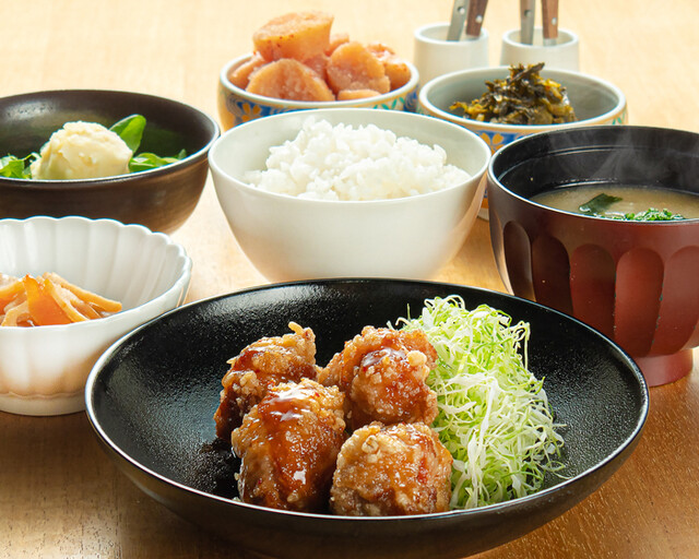 博多內臟火鍋 山家 博多店