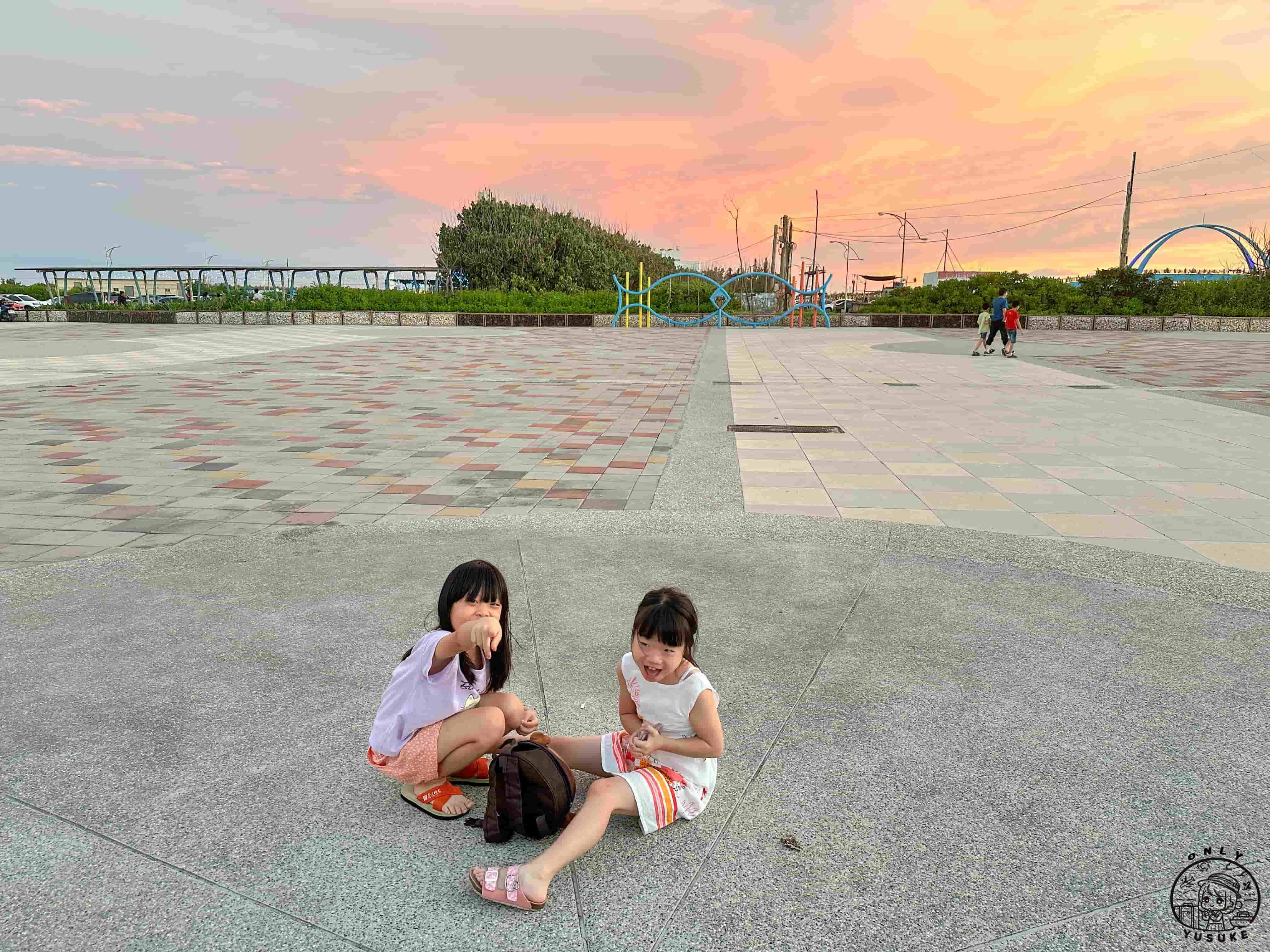 王功ㄚ瑋採蚵車